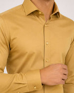 color:golden
