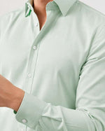 color:light-green